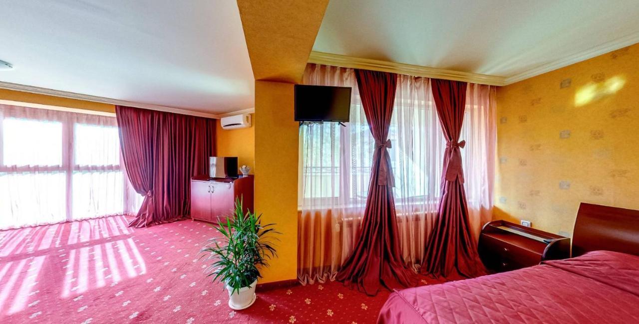 Troyan Plaza 4*